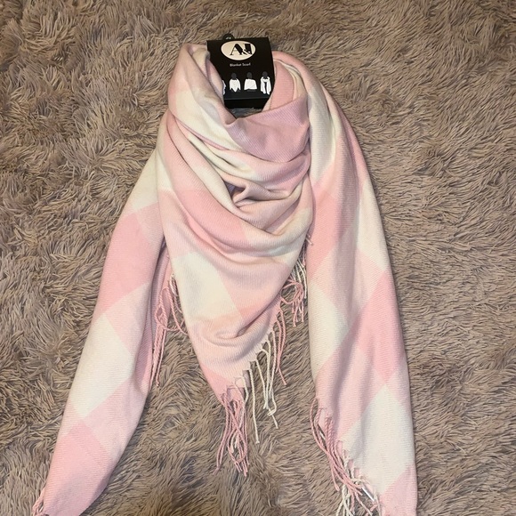 Blanket scarf - Picture 1 of 5